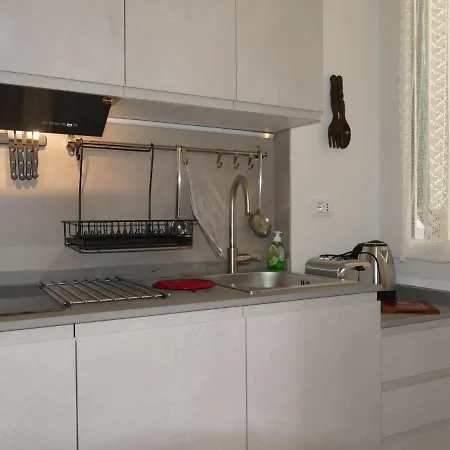 Апартаменти Fiori E Canzoni By Interhome