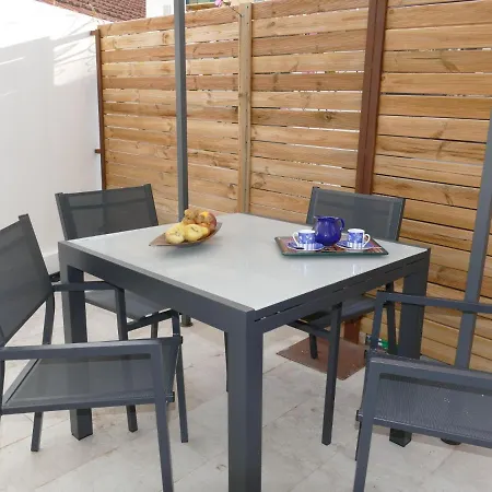 Fiori E Canzoni By Interhome