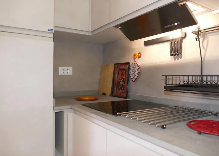 Appartamento Fiori E Canzoni By Interhome Sanremo